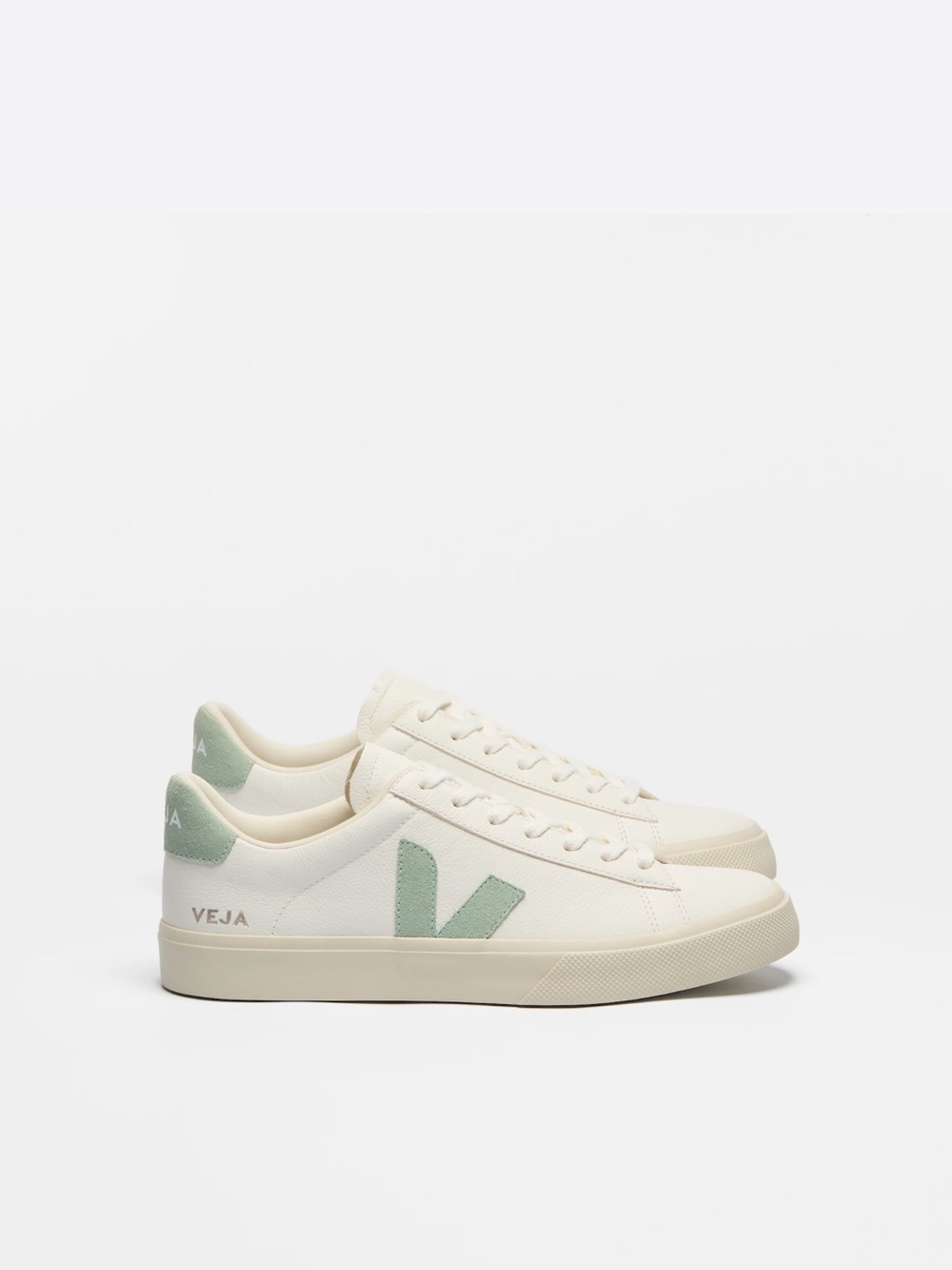 Veja Campo Sneakers in Matcha
